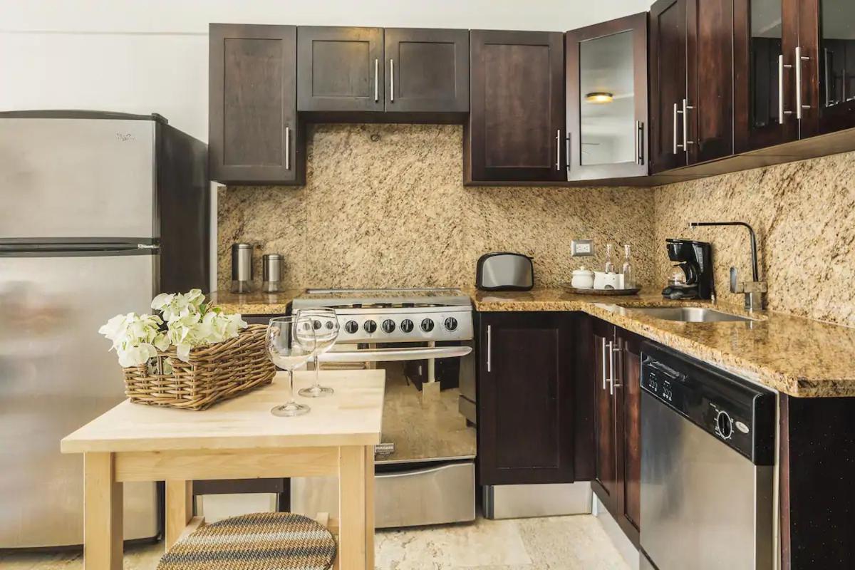 Playa Laguna Vacation Condos Сосуа Экстерьер фото
